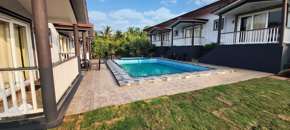 Vagator Retreat Resort With Swimming Pool
