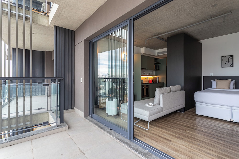 Ayra Pinheiros - Apartamentos com vista incrível para São Paulo ao lado da Rebouças e Faria Lima