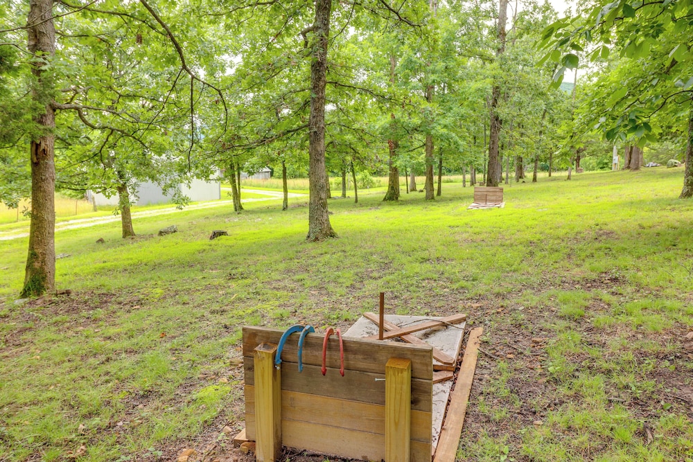 3,000 Sq Ft + Game Room: Ozarks Serenity Cabin!