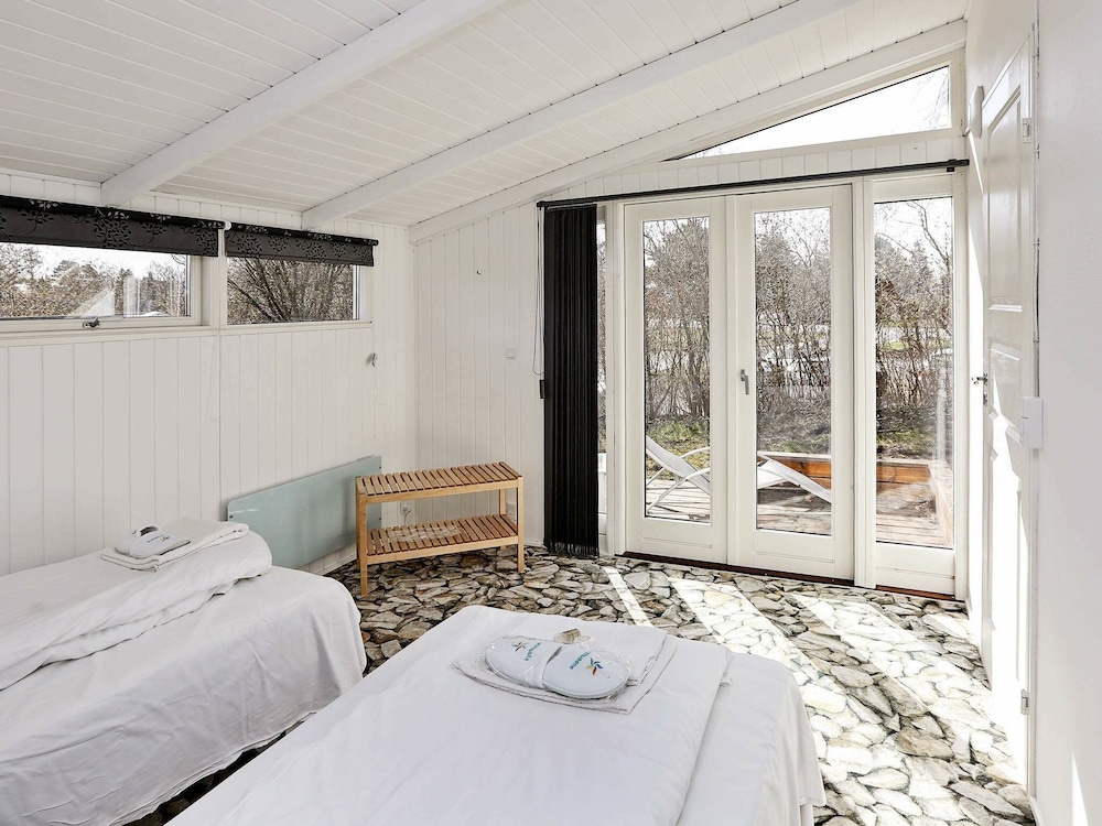 Stunning Holiday Home in Hovedstaden With Terrace view 2