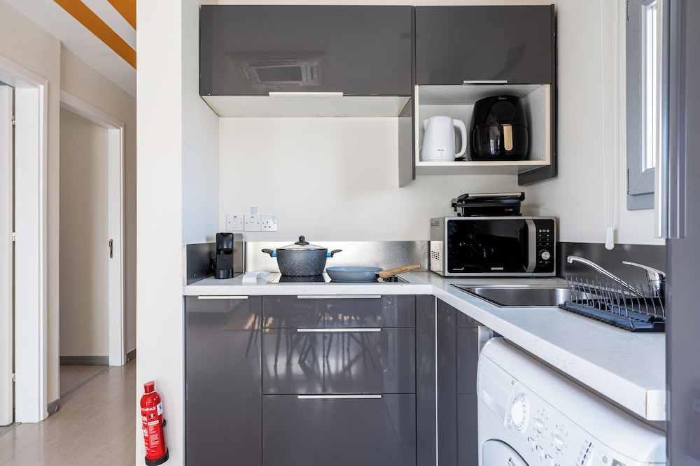 Local Host Living - Signature Apartments in Nicosia