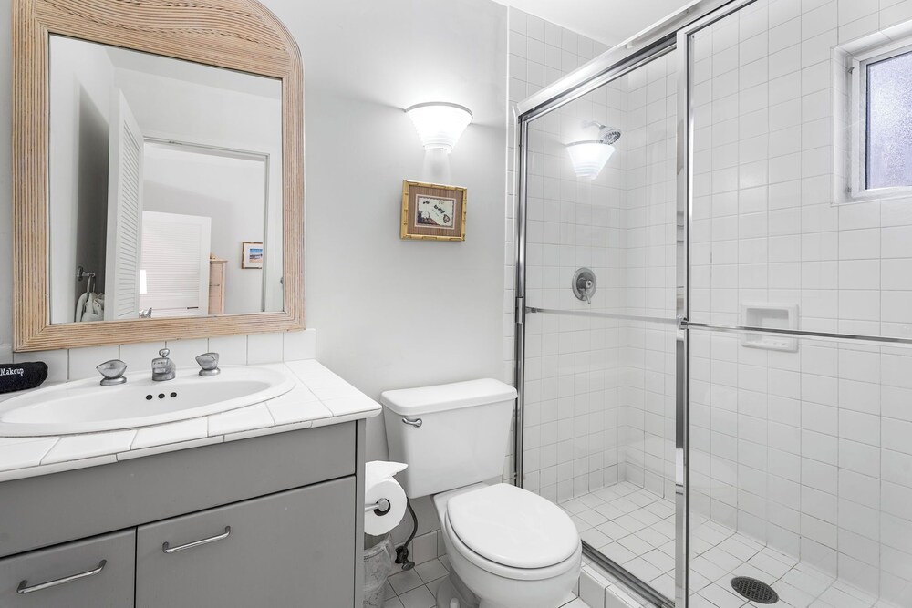 Beautiful Mountain View - Concierge Included - Spacious! - Vrkcv
