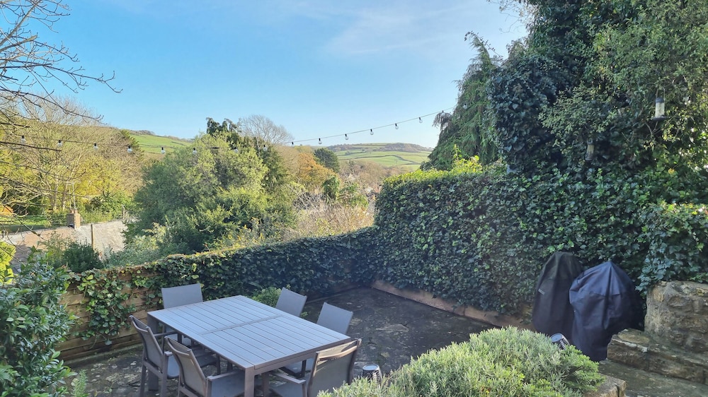 Honeypot Cottage