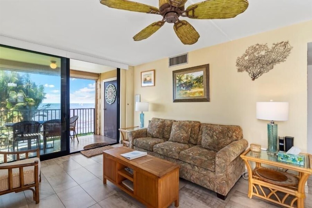 Kihei Beach, #210 2 Bedroom Condo