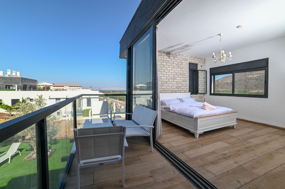 Vila Vilea view 3