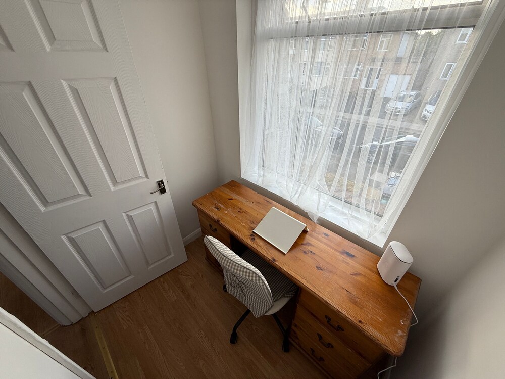 Duplex Sleeps 4 With Pets Allowed