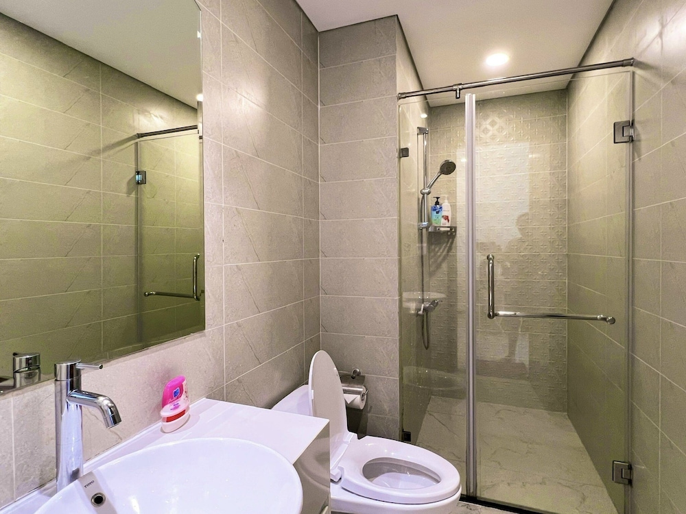 Landmark Apartment in Vinhomes Central Park