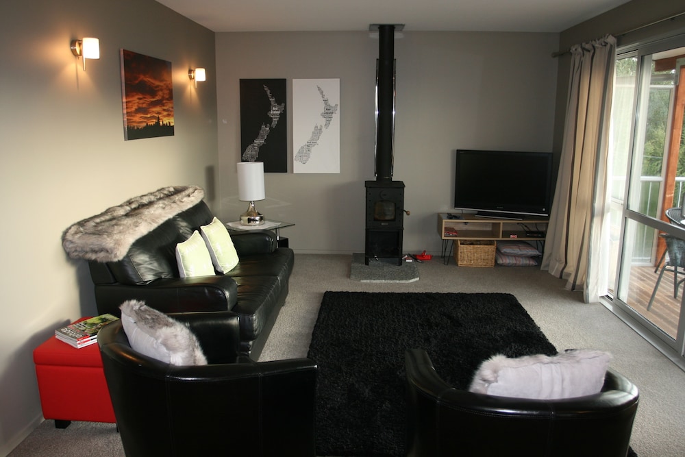 Photo 9