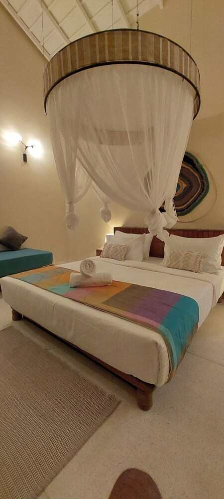 Ella Nine Peaks (Araliya Villa & The Club House)