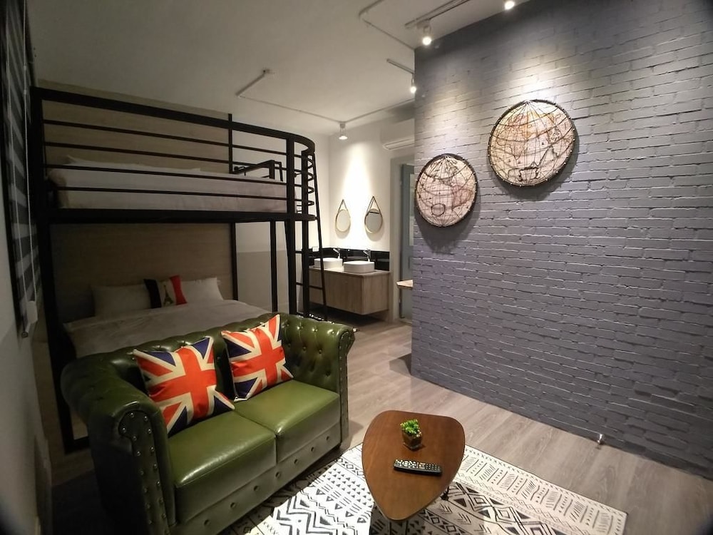 itravel Hostel view 5