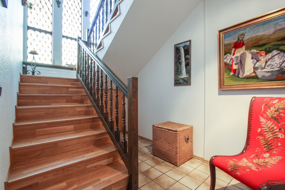 House S2 view 3