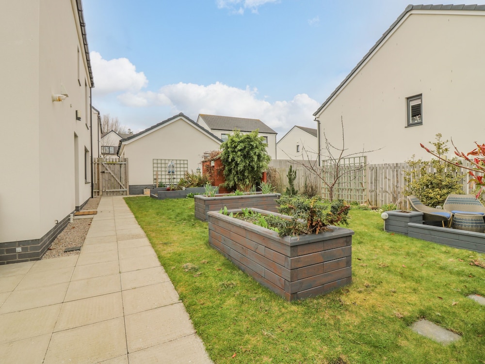 10 Goodhope Gardens