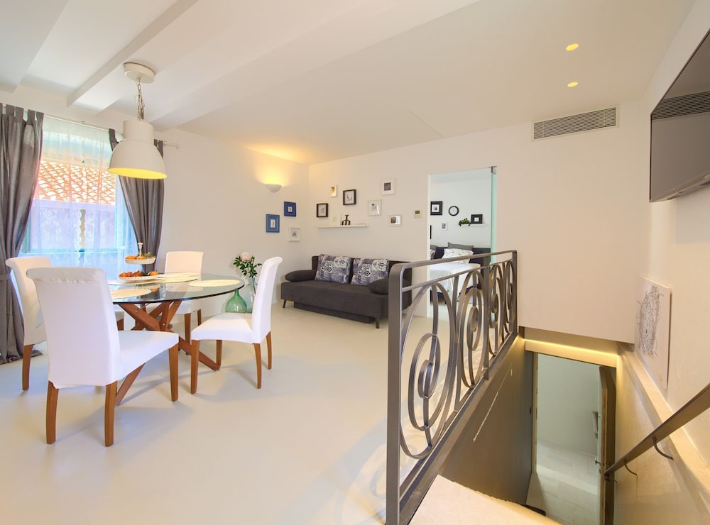 Vibrant and Elegant Downtown Krk Apartments