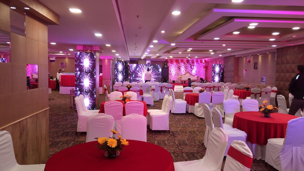 meeting & event spaces