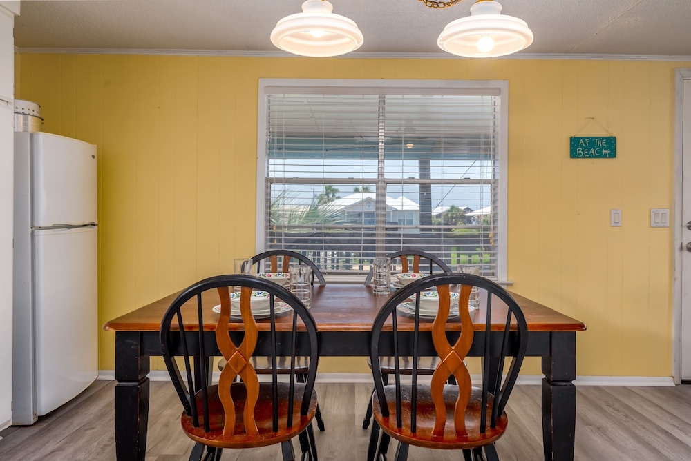 Casa Azul - 315 Port Royal 3 Bedroom Home by RedAwning