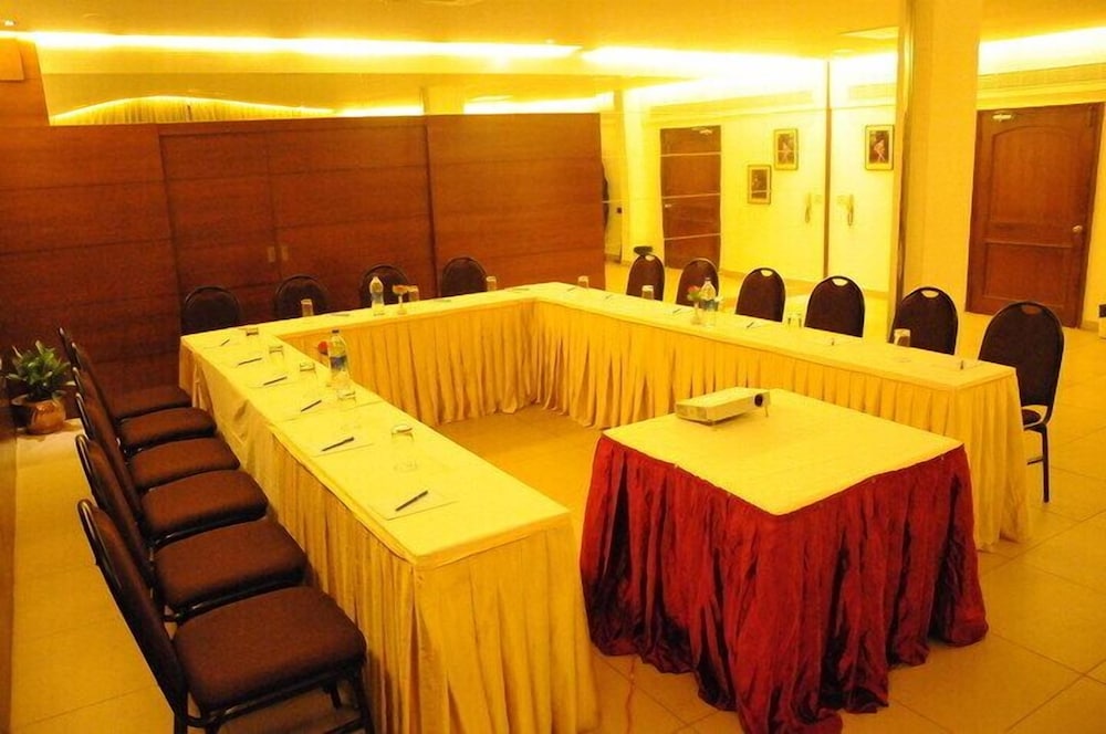 meeting & event spaces