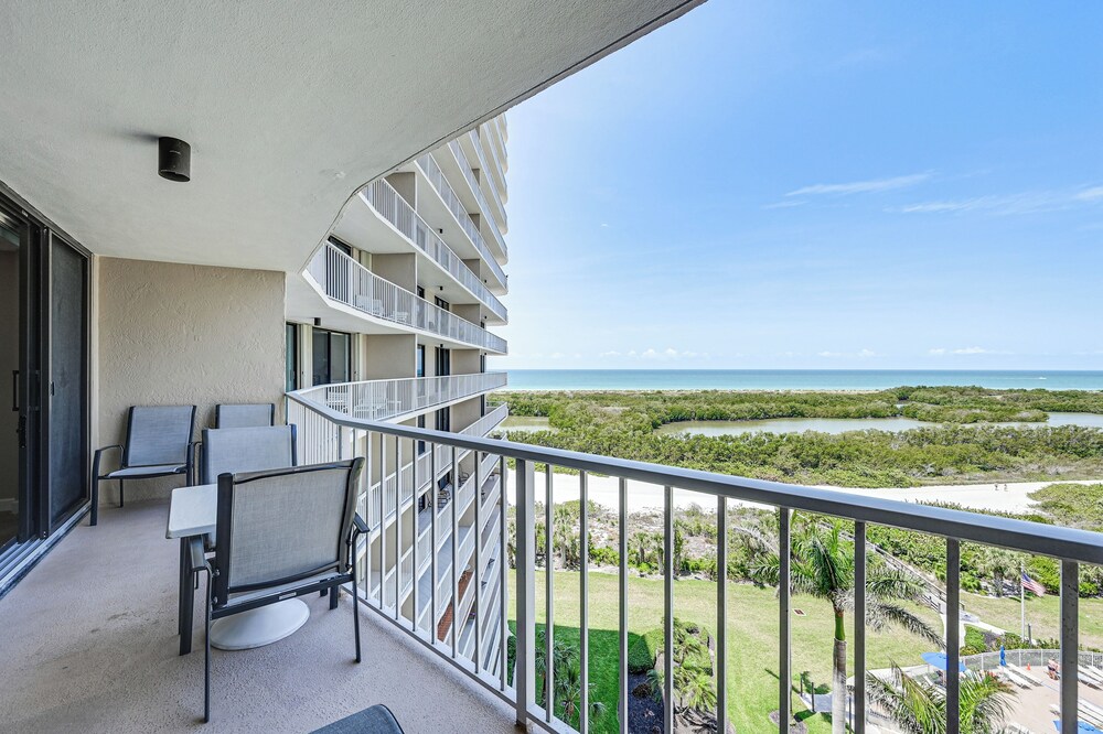 Direct Beach Access: Marco Island Resort Condo!
