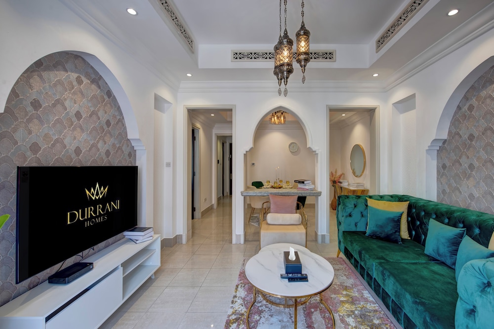 Durrani Homes - Souk Al Bahar Living Besides Burj khalifa & Fountain