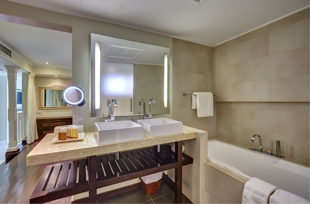 Mystique St Lucia by Royalton, photo 40