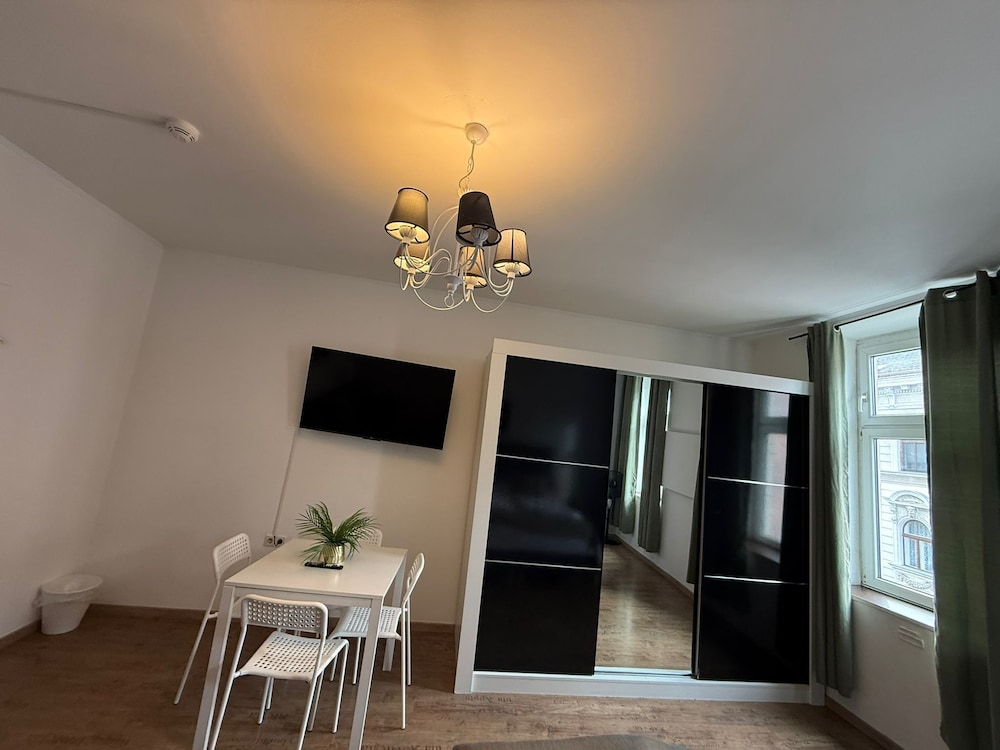 Affordable 2BR Apt Superb Location