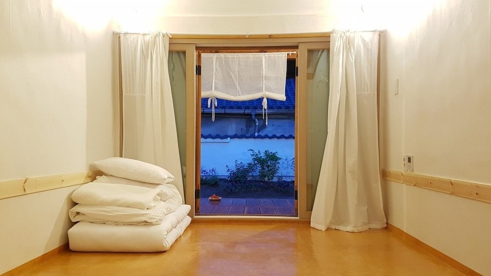 Ohnewwall Guesthouse