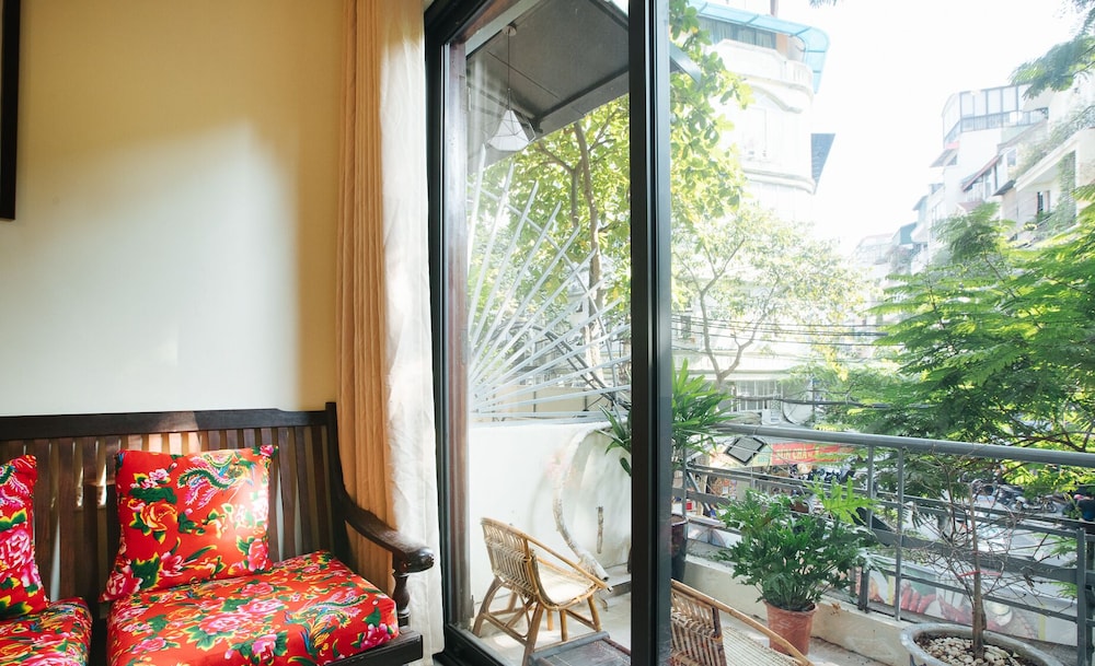 HoLo Conic House Hanoi