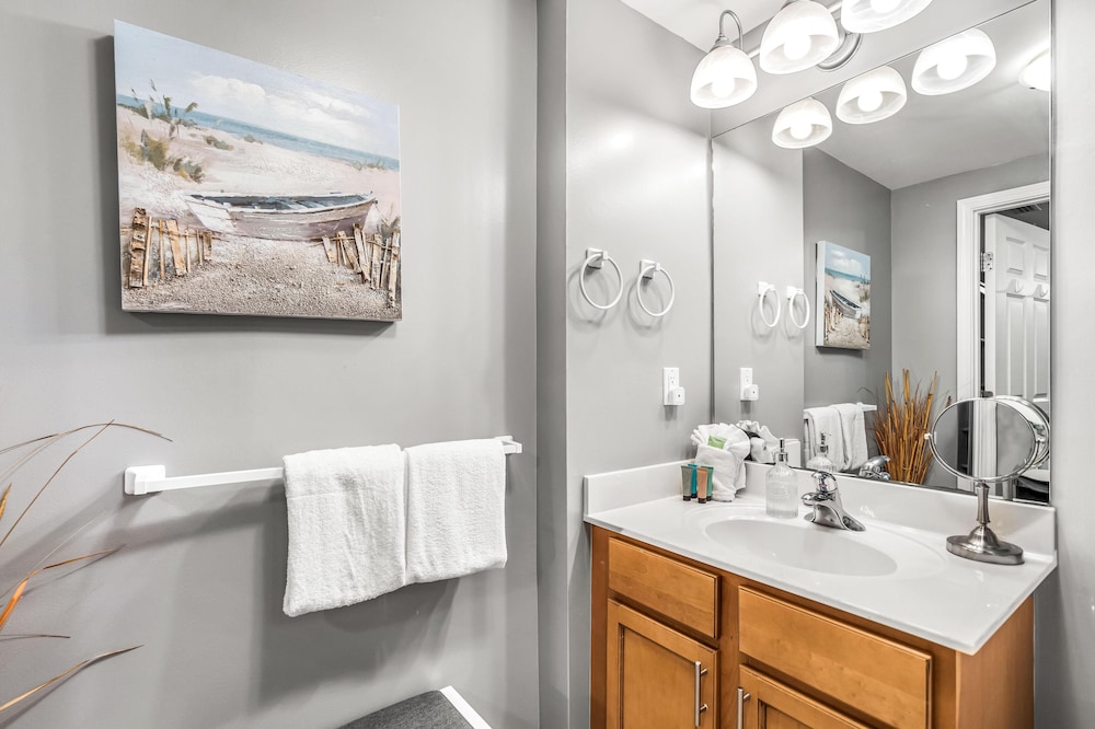 Palms Resort #2307 JR 2BR