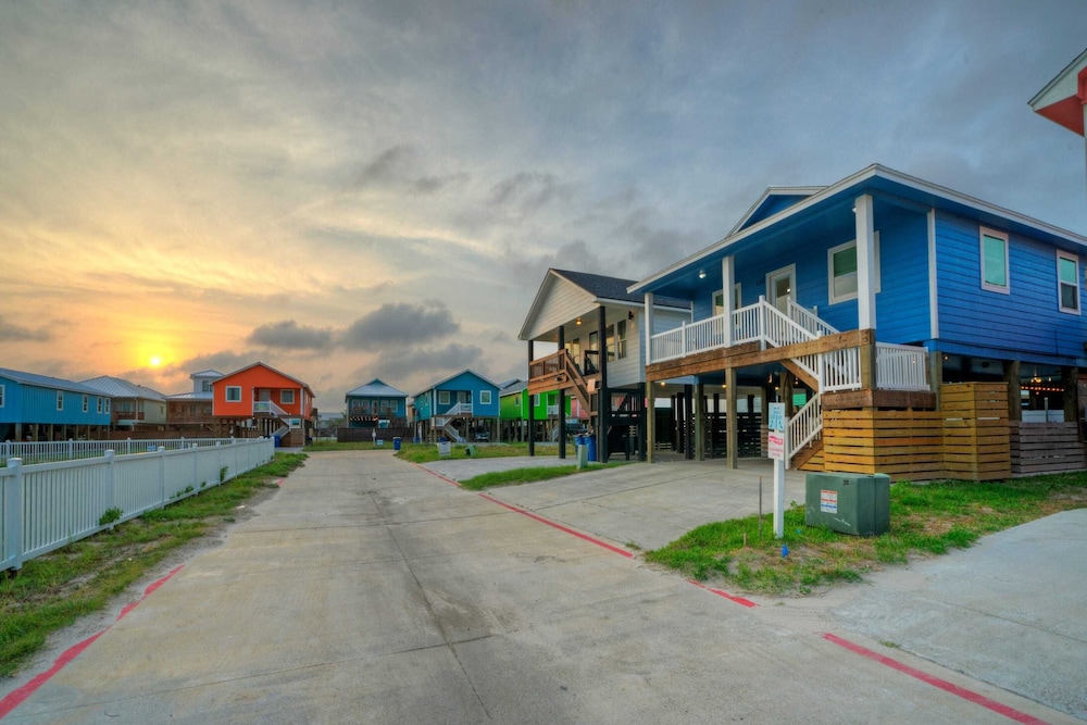 Salty Texan by Avantstay Central Location, Views