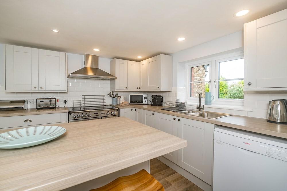 Bude Vacations - Penbarden Barn - Property Image 3