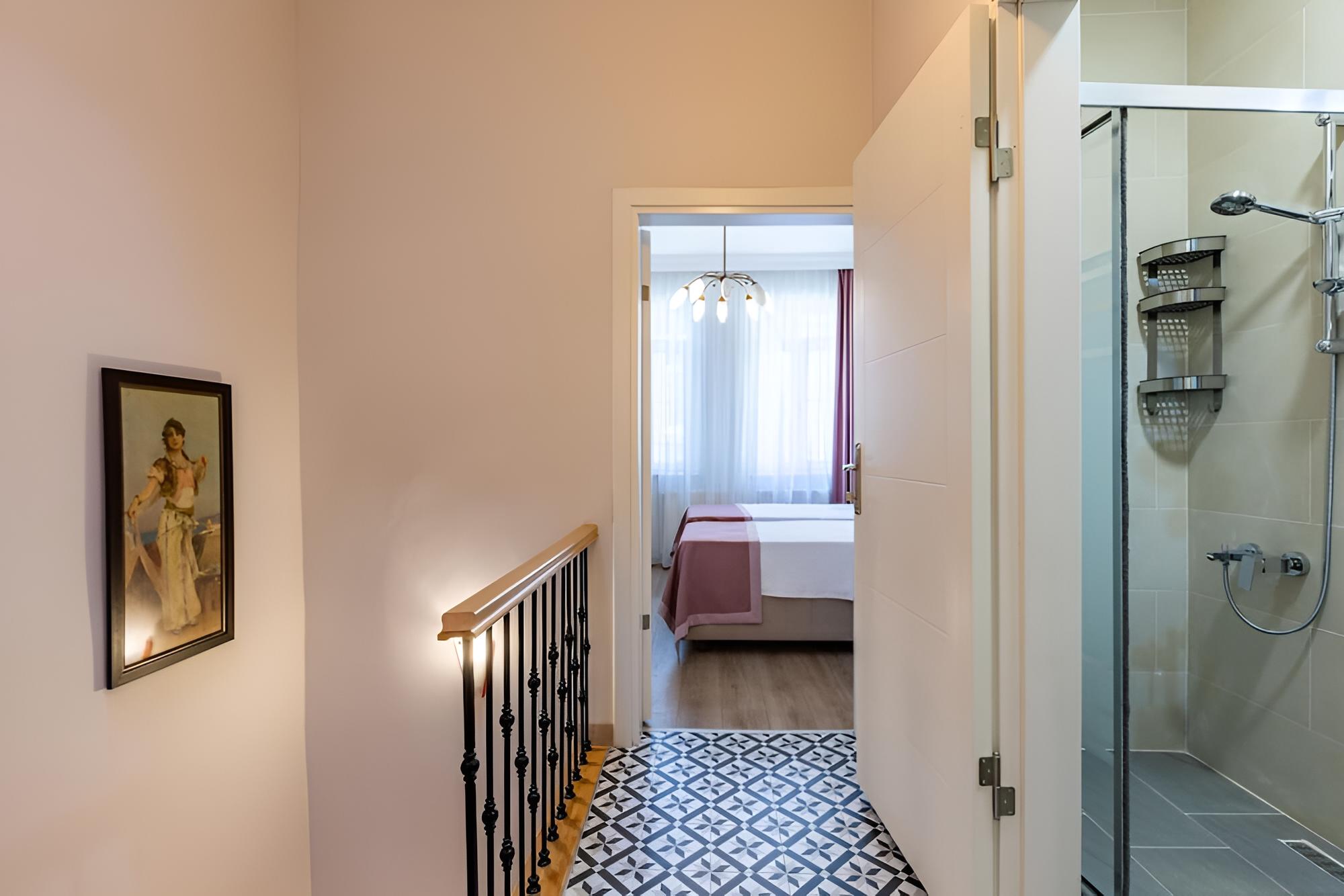 Duplex House Near Trendy Attractions in Sisli