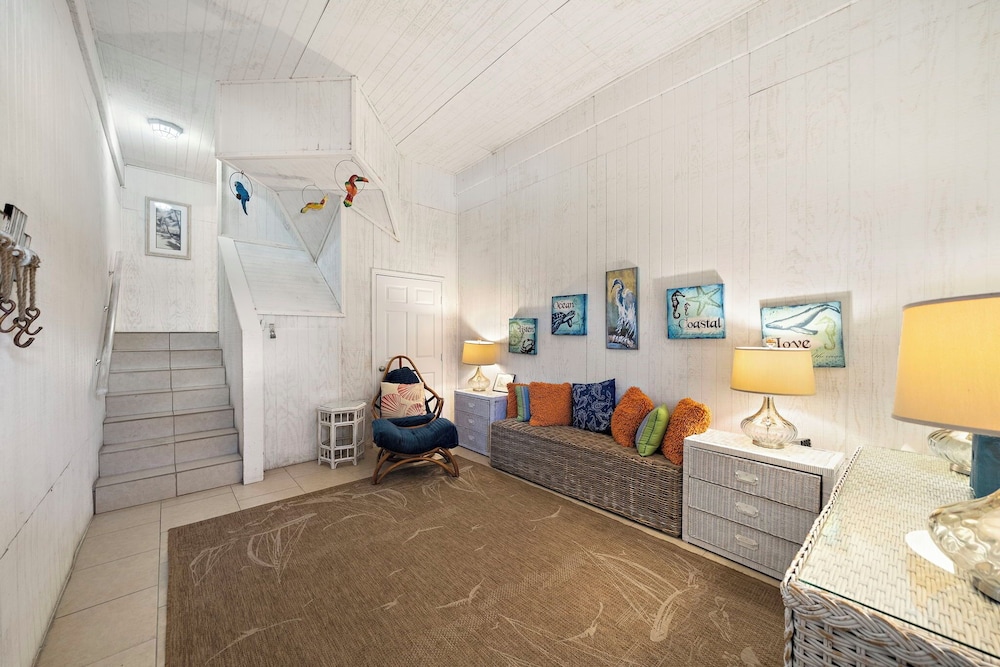 Life's A Beach by Ryson Vacation Rentals