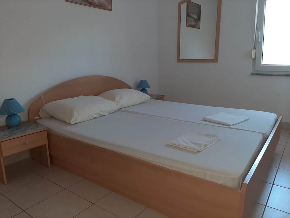 Sea View Holiday Home in Okrug Gornji near Trogir view 4
