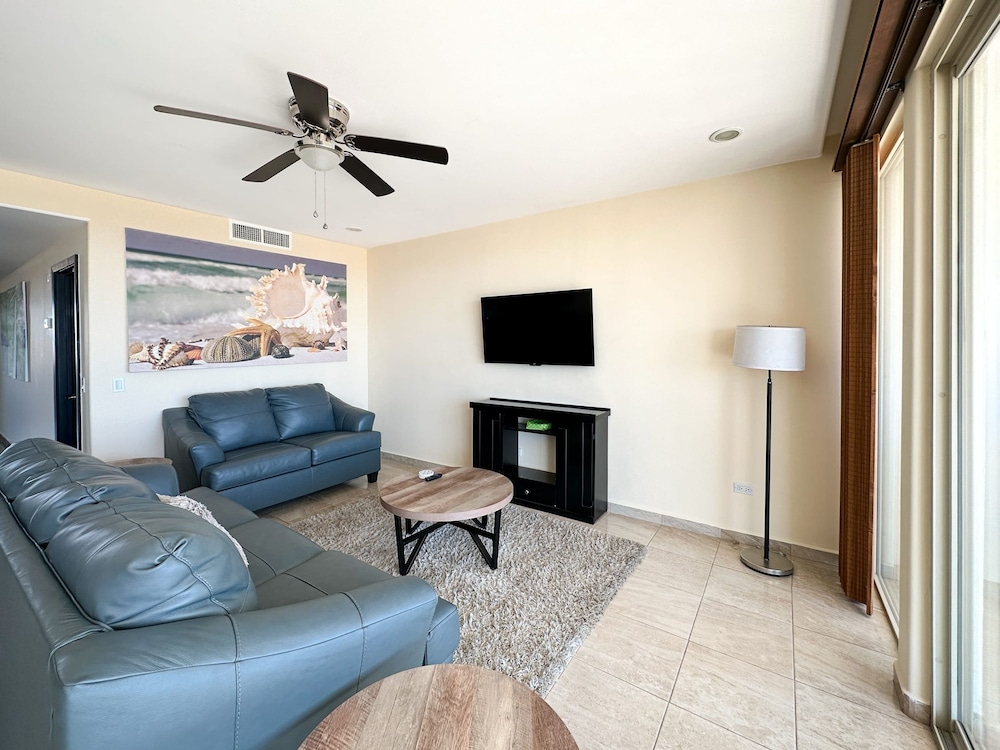 Amazing Location Close to it all Great Price