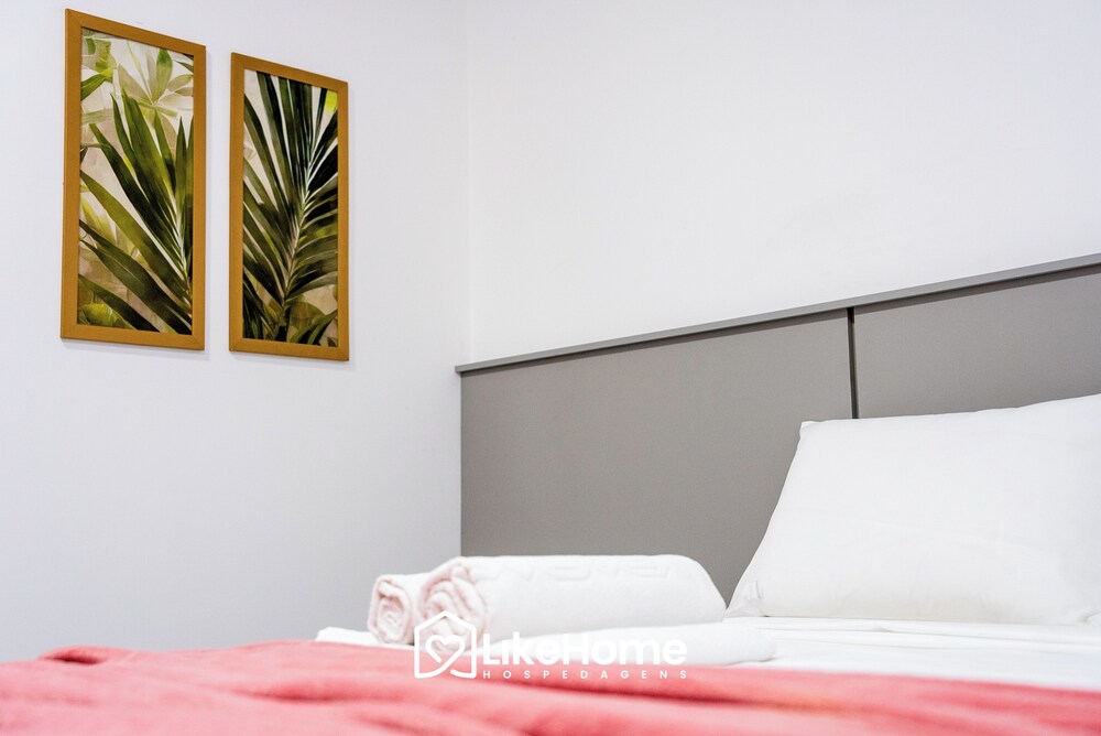 Simple Smart - LikeHome Hospedagens