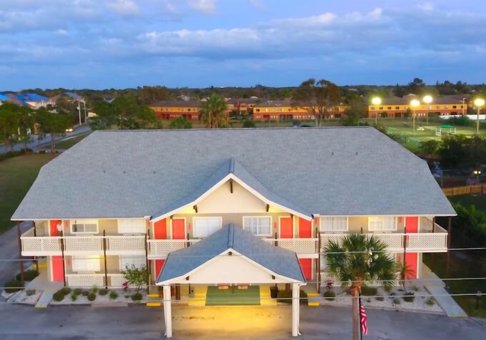 Rockledge Rooms and Rentals view 5