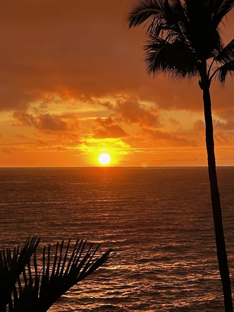 Beautiful Ocean Views - Close to Town - Wifi - Vrkcv