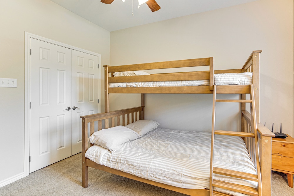 Peaceful & Private - North Texas Family Escape!