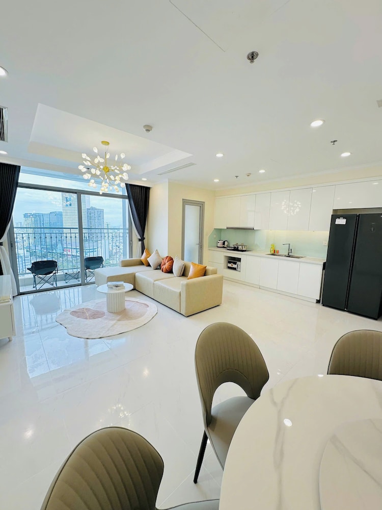 Landmark 5 Vinhomes Central Apartment