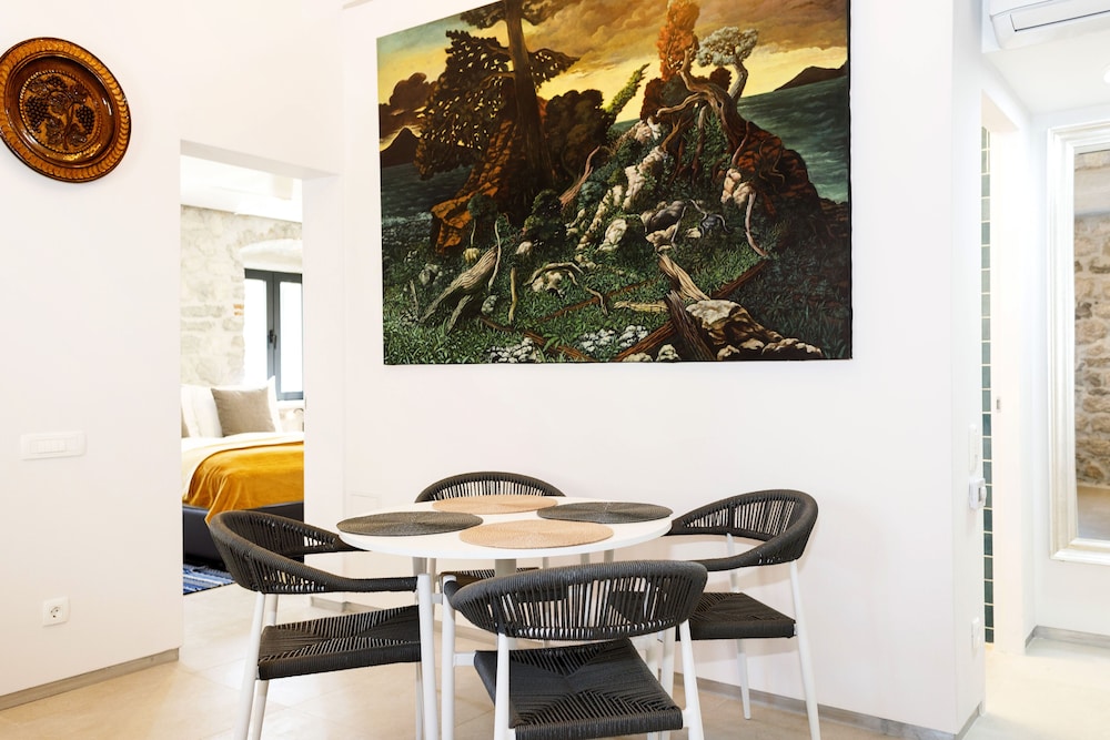 Galathea House