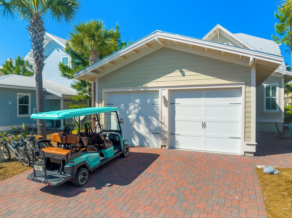 Prominence on 30A by Panhandle Getaways