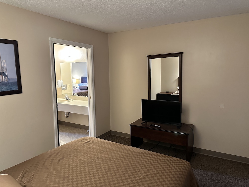Cedar Hill Lodge