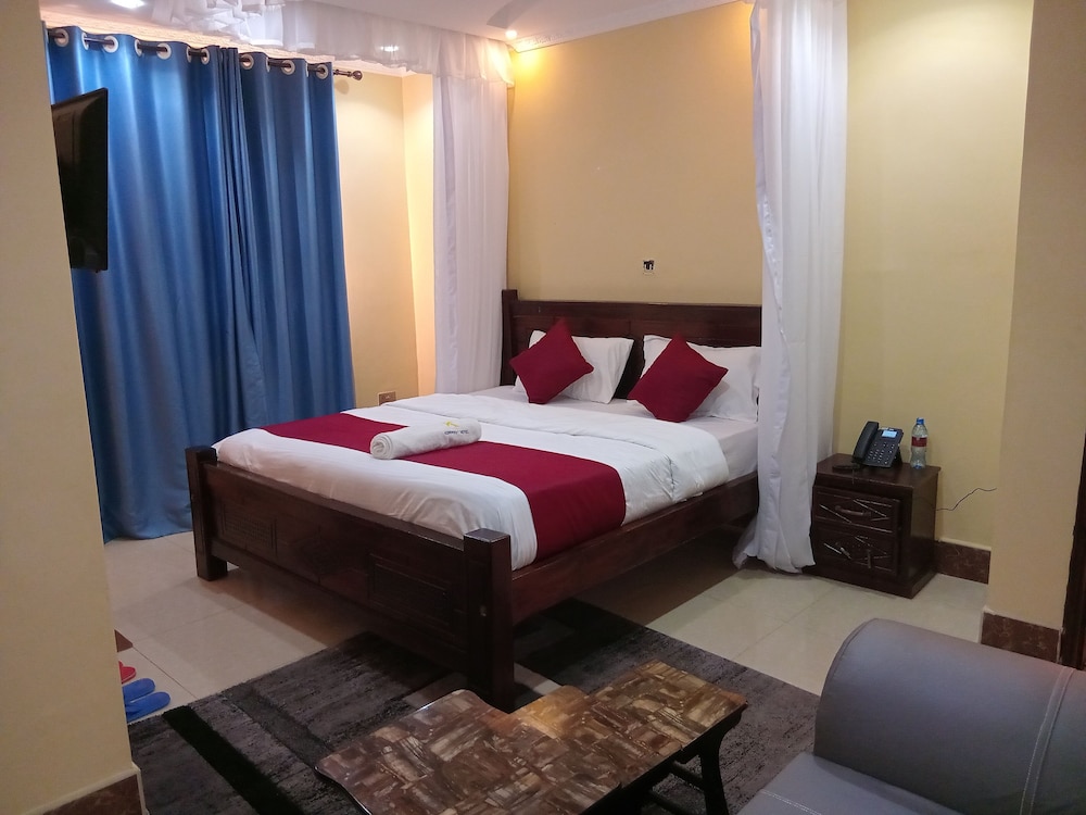 Keriwest Hotel