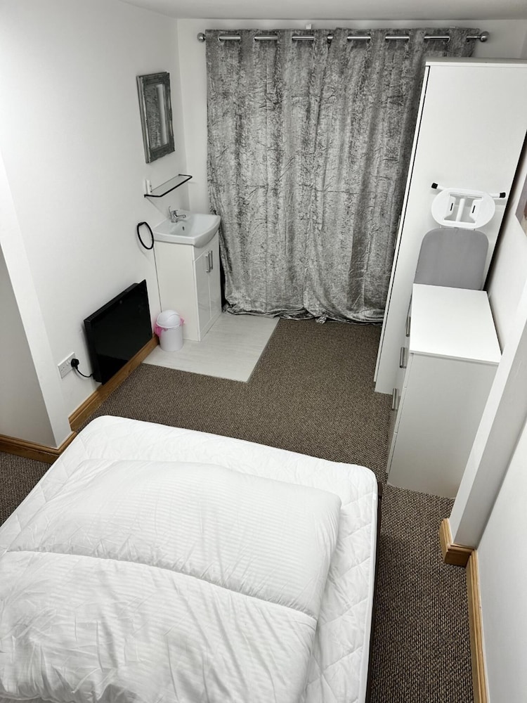 Stunning 1-bed Chalet in Mablethorpe view 2