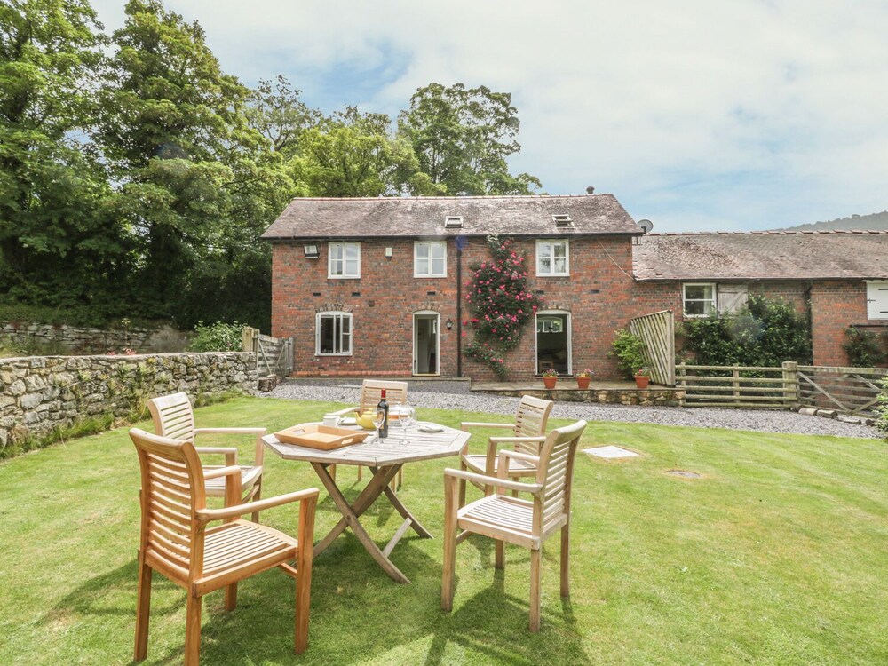 Bryn Howell Stables