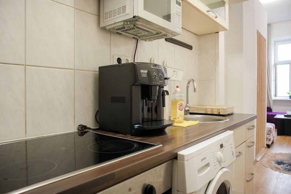 Modern 2BR Apartment Near Millennium
