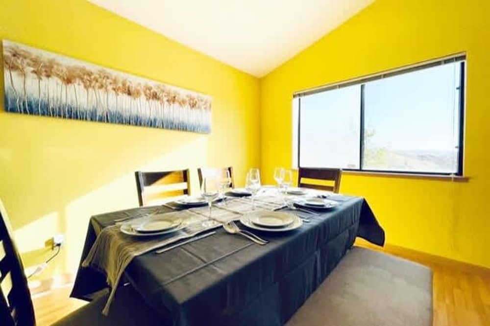 Vallejo Beautiful 4br Home wt Mountain View Napa