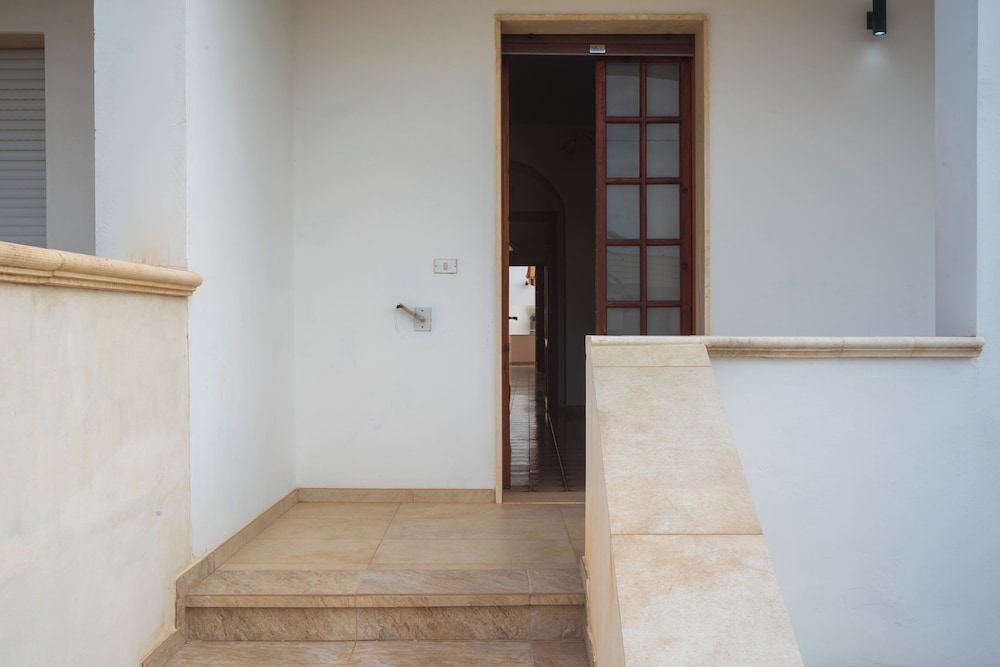 Casa Arianna, Apartment a few Steps From the sea view 3