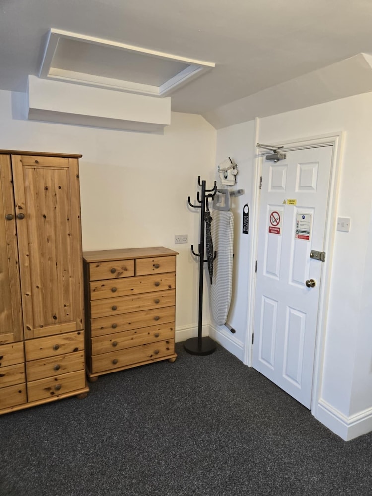 Q Accommodation