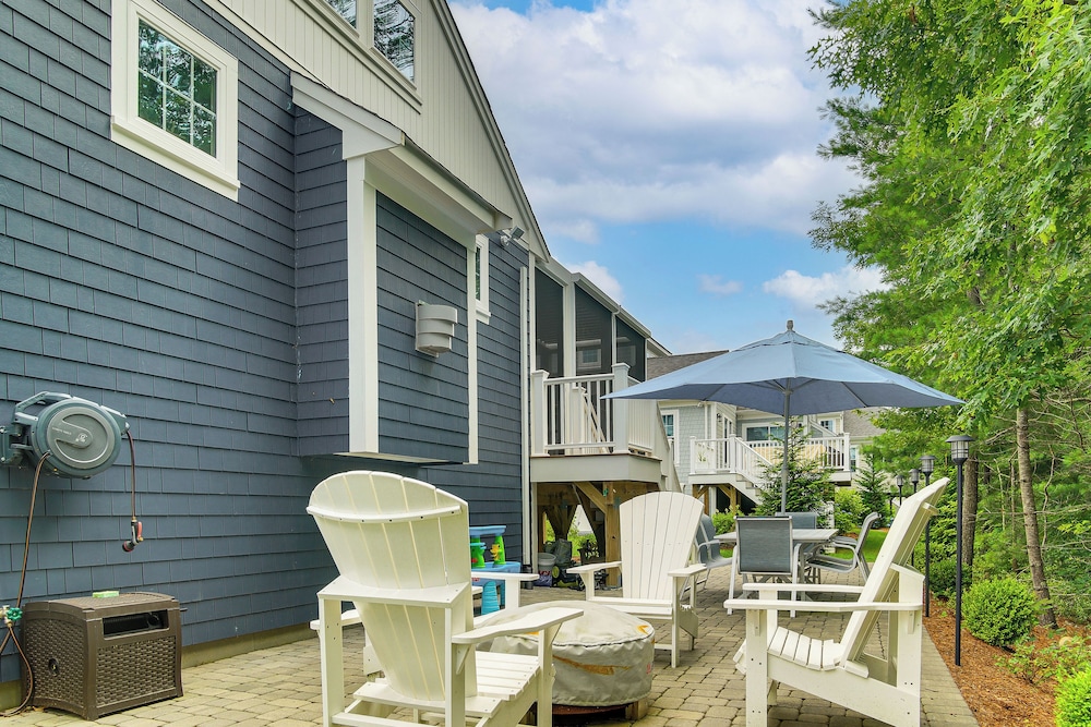 2 Mi to Public Beach Access! Cape Cod Family Home