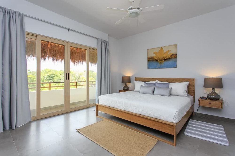 Aldea Zama Penthouse w Private Rooftop Jacuzzi